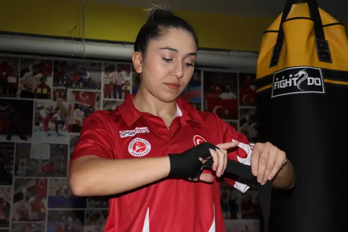 Asuman Çığlıoğlu Avrupa Şampiyonası’nda Altın Madalya Peşinde