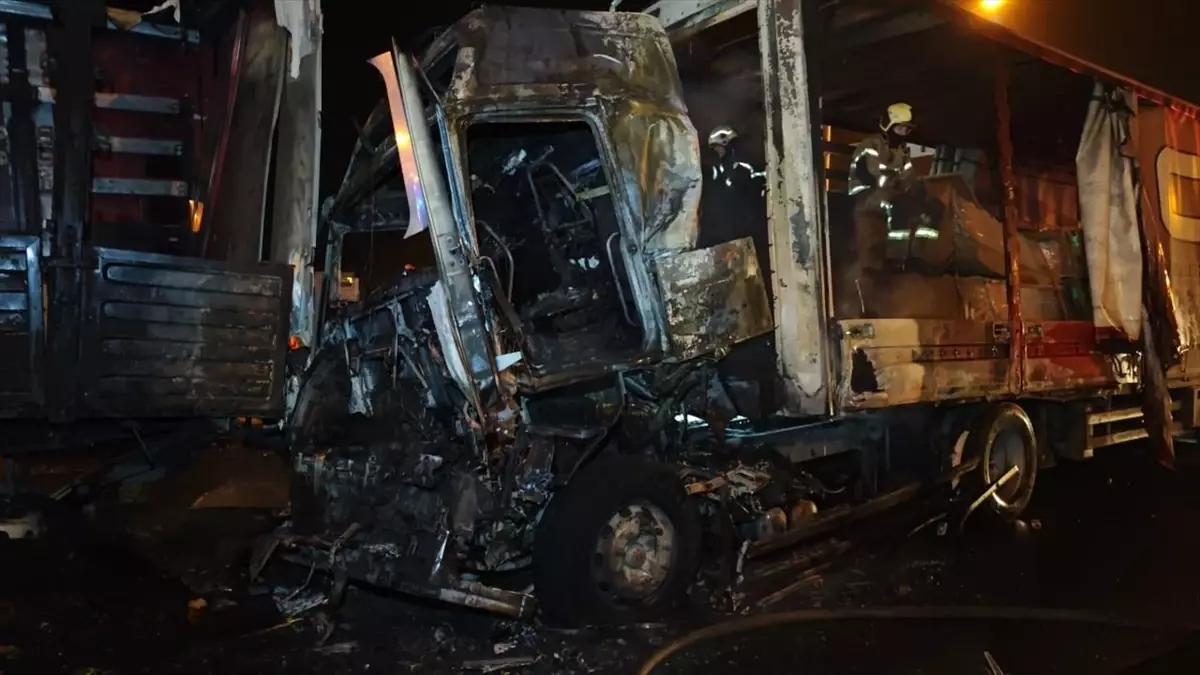 İnegöl’de Tır Çarpışması: 1 Ölü